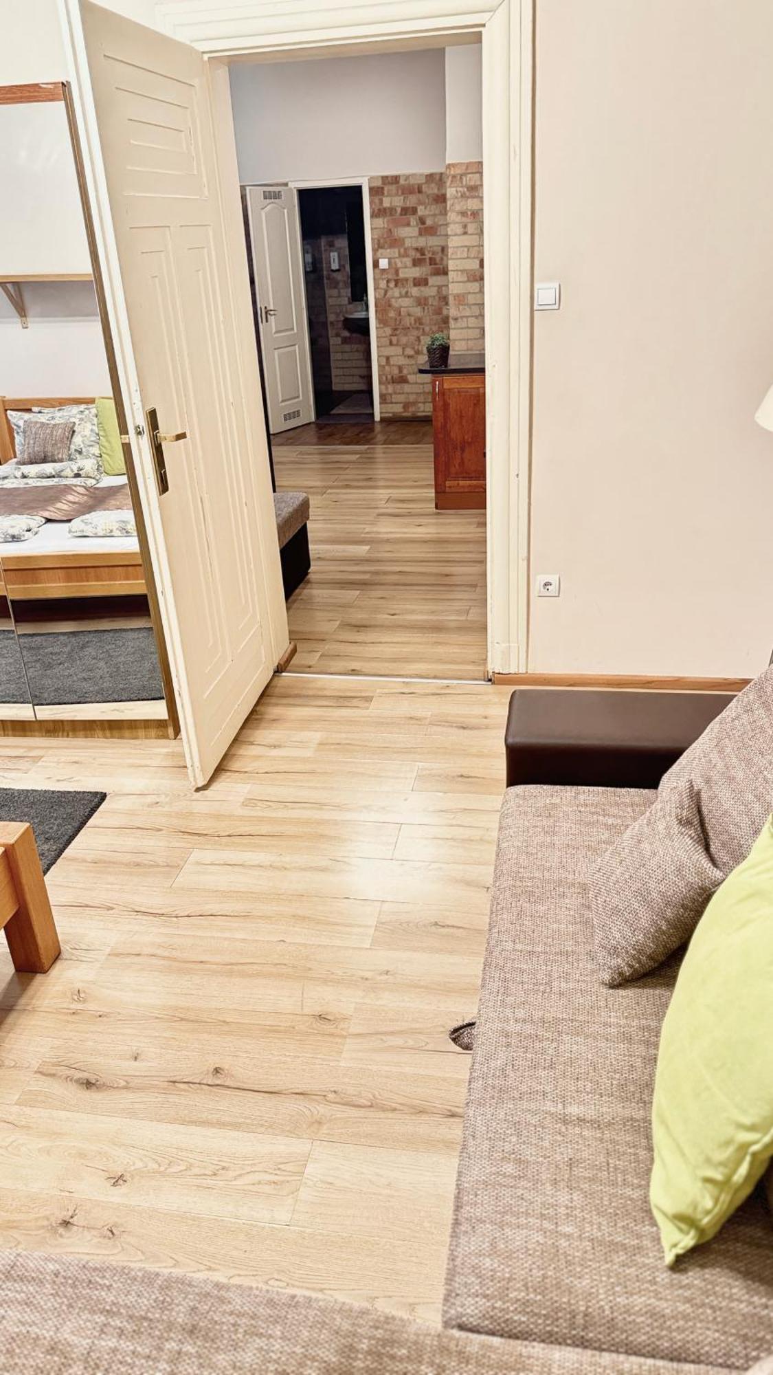 City Centrum Fashionstreet Apartman Lägenhet Budapest Exteriör bild